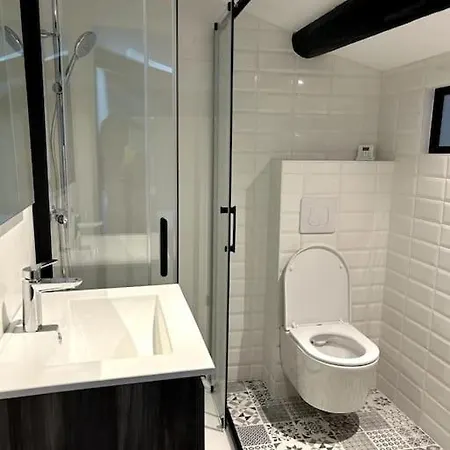 아파트 En Goguette Pour La Bronzette !