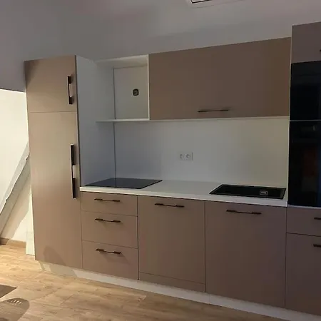 En Goguette Pour La Bronzette ! *